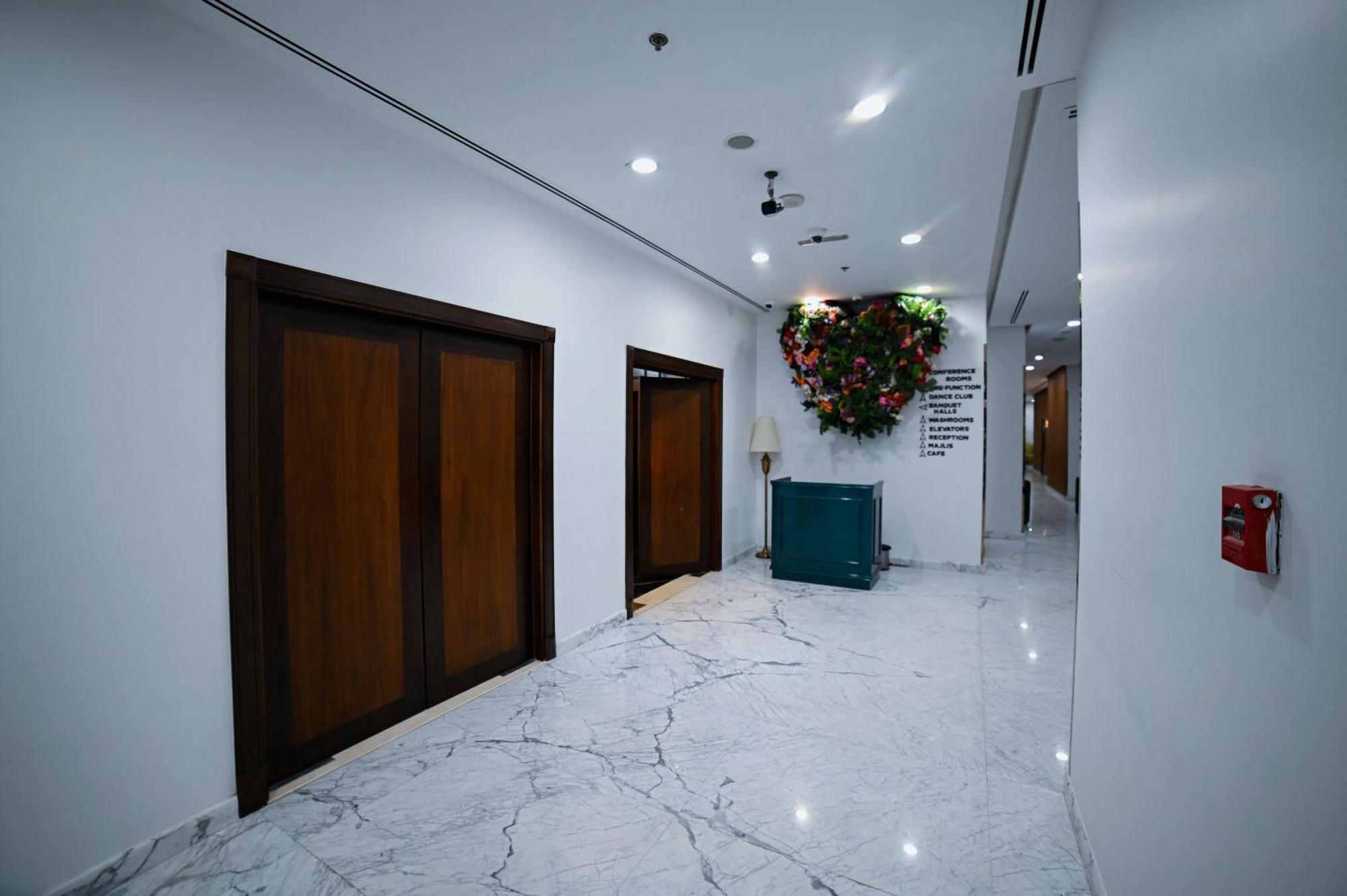 Seven Seas Hotel 두바이 외부 사진
